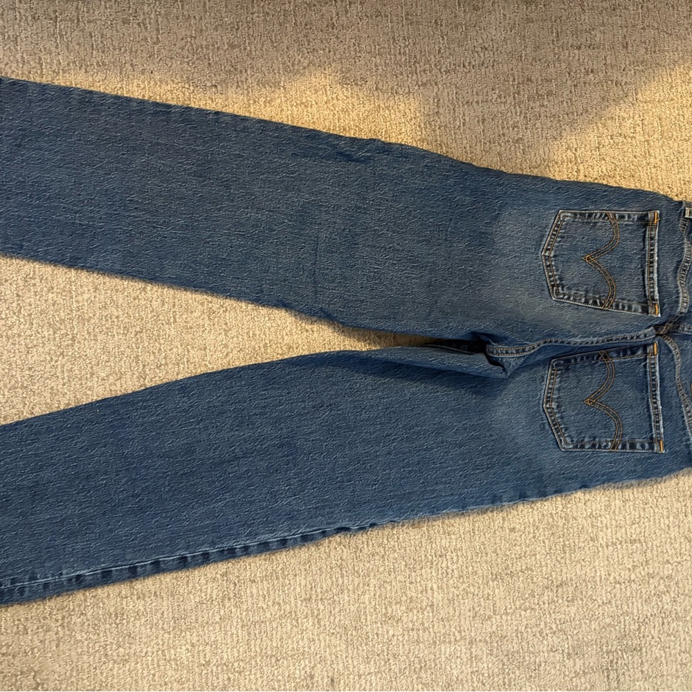 Levi’s Classic Blue Women's Jeans